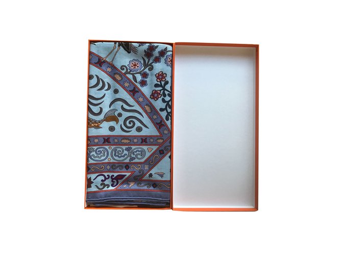 Scialle di cachemire e seta Hermès 140 Wind People Blu