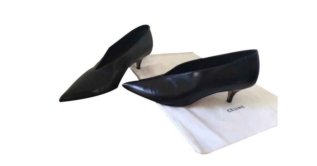 Céline Morbido scollo av Nero