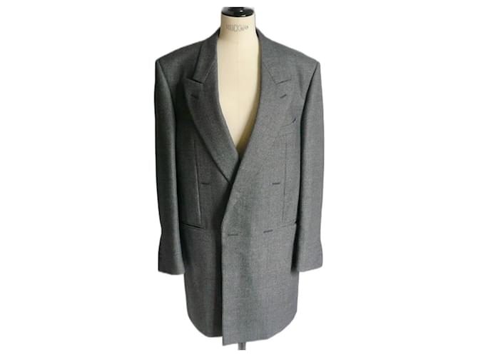 Cappotto in lana a 3/4 di Louis Vuitton, in condizioni perfette, taglia 48 FR. Grigio
