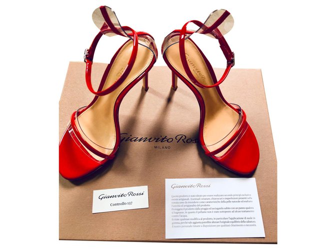 Gianvito Rossi G string vernice Tabasco Red Rosso