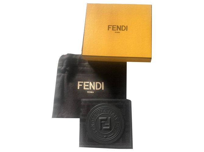 Portafoglio uomo Fendi nuovo Nero