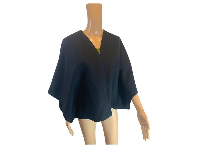 Agnès b. Cape Agnès.B Nero