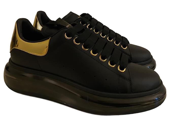 Alexander Mcqueen Oversized Nero D'oro