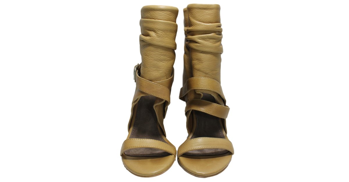 Zara Stivaletti Beige