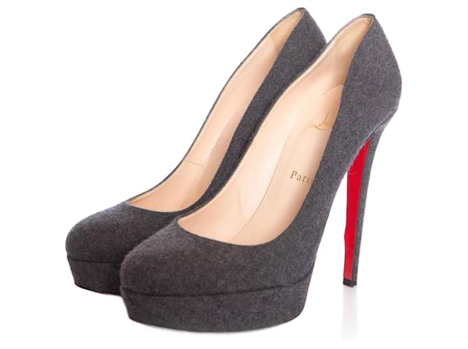 Christian Louboutin Scarpe con tacco in lana grigie "bianca 140". Grigio