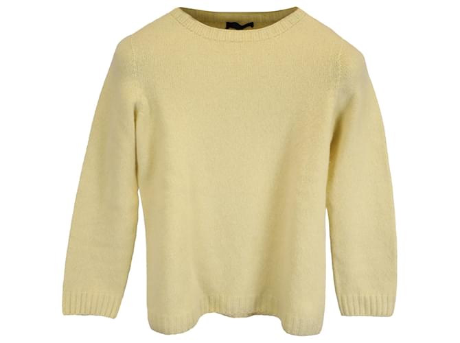 Il maglione in cashmere giallo a maniche 3/4 di The Row