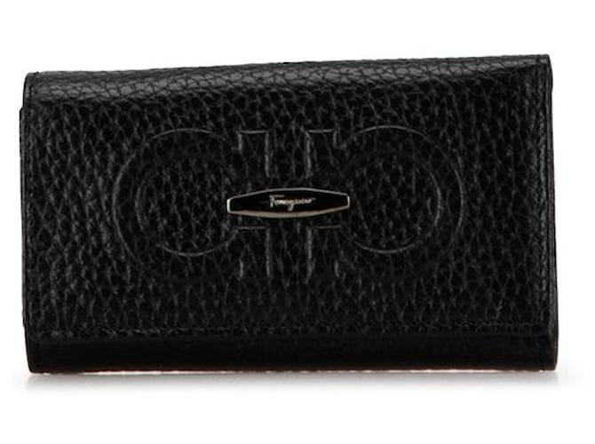 Portachiavi in pelle Gancini di Salvatore Ferragamo Nero