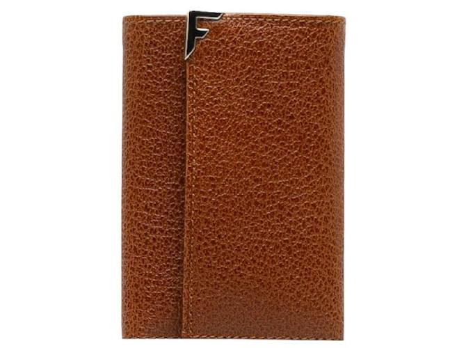 Portachiavi in pelle con hardware F di Salvatore Ferragamo Marrone