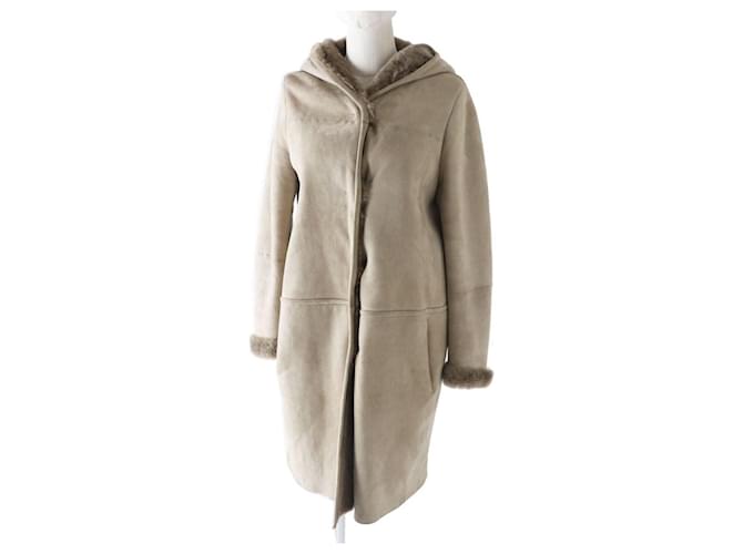 Cappotto con cappuccio in shearling per donne Max Mara Beige