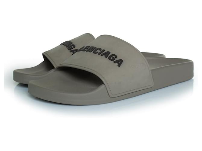 Balenciaga Scivolo da piscina bi.rub.lo in grigio