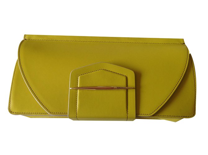 Nina Ricci Pochette Giallo