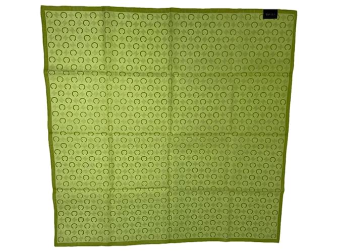 Céline Sciarpa in seta verde Celine