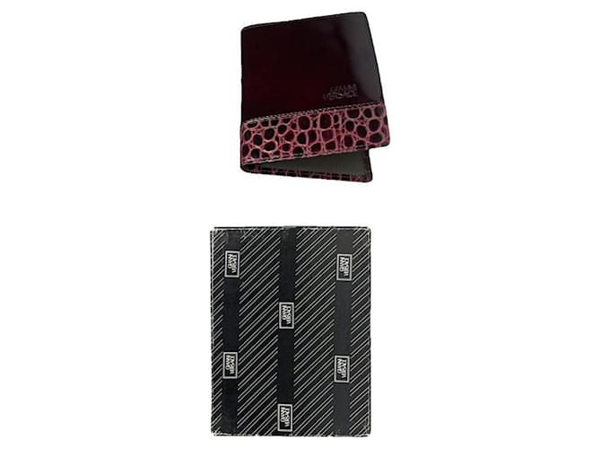 Borsa in pelle verniciata viola Gianni Versace Porpora