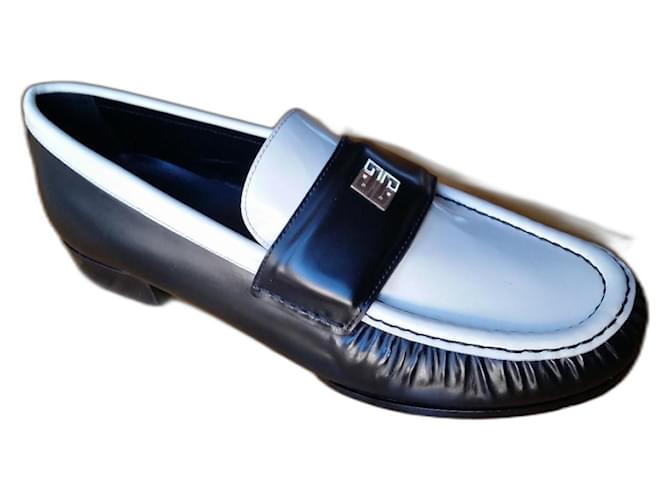 GIVENCHY SNEAKERS 4G IN PELLE DI VITELLO. Nero Bianco