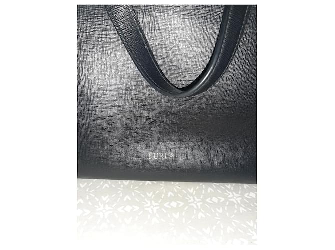 Borsa Furla per donna in ottime condizioni