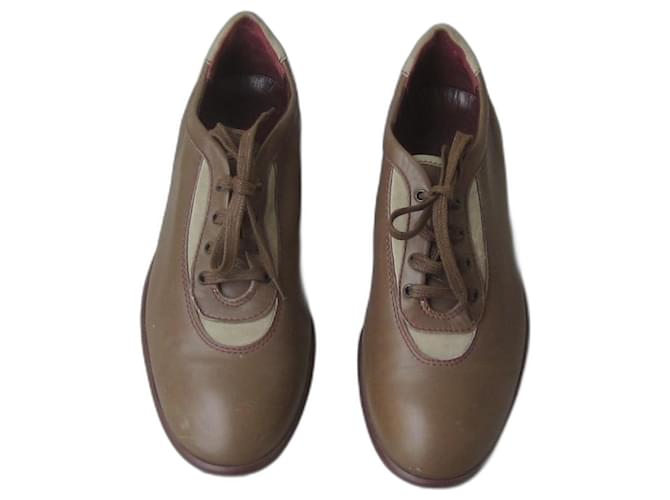 Tod's Stringate Taupe