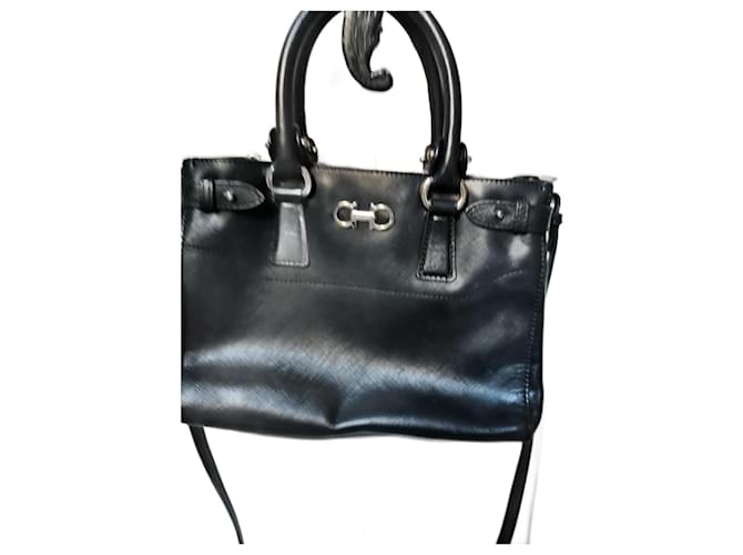 Salvatore Ferragamo GANCINI EE-21 E428 Nero