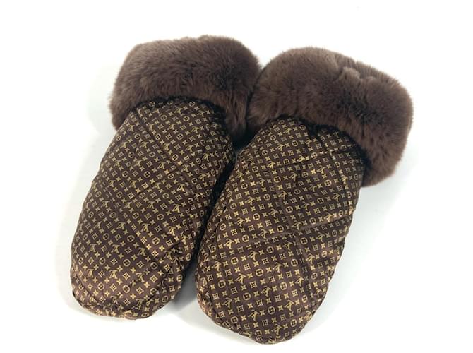 Guanti Mitten Igloo Morphle in Pelliccia Monogram Louis Vuitton Marrone