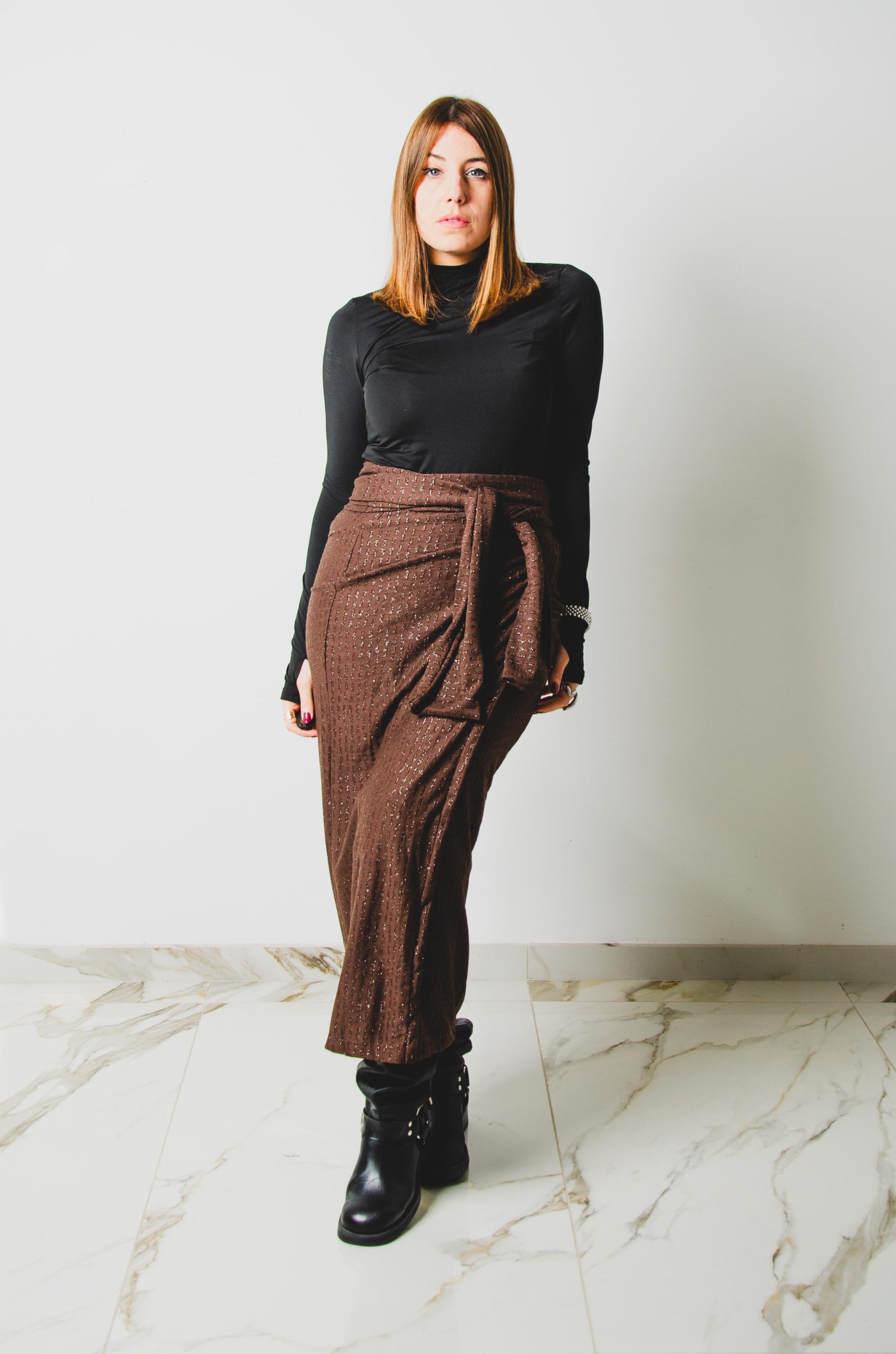 Gonna sartoriale MIRI in maglina marrone con lurex