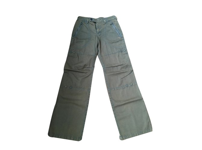 Issey Miyake Pantaloni HaaT Marrone chiaro