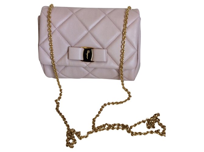Salvatore Ferragamo Pochette Rosa