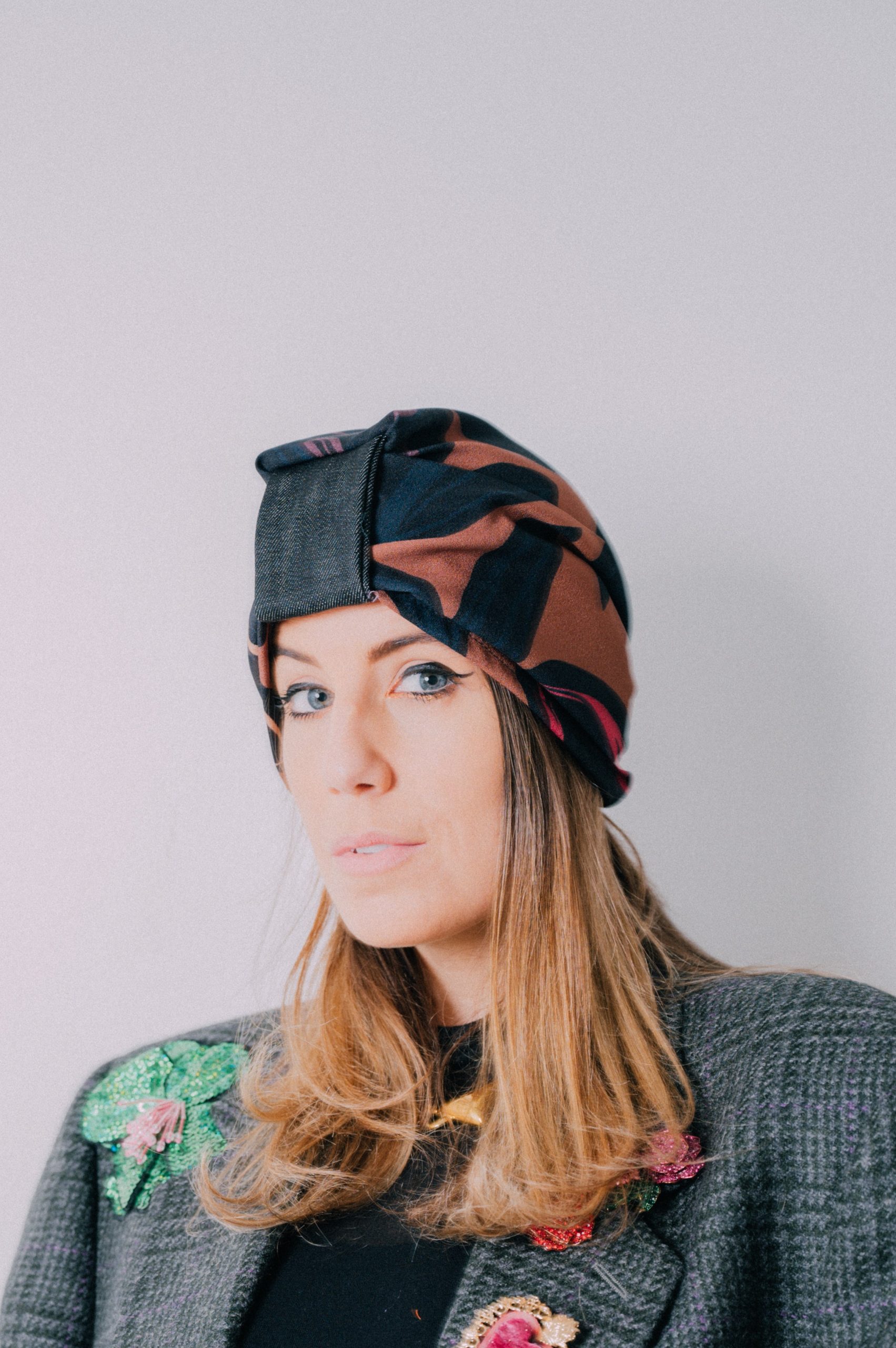 Turbante in Viscosa marrone a fiori - taglia M