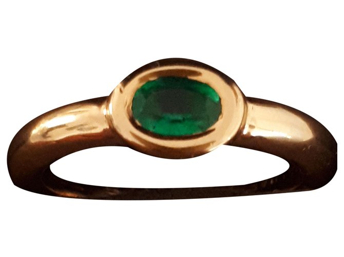 Anello Chaumet in oro e smeraldo Gold hardware