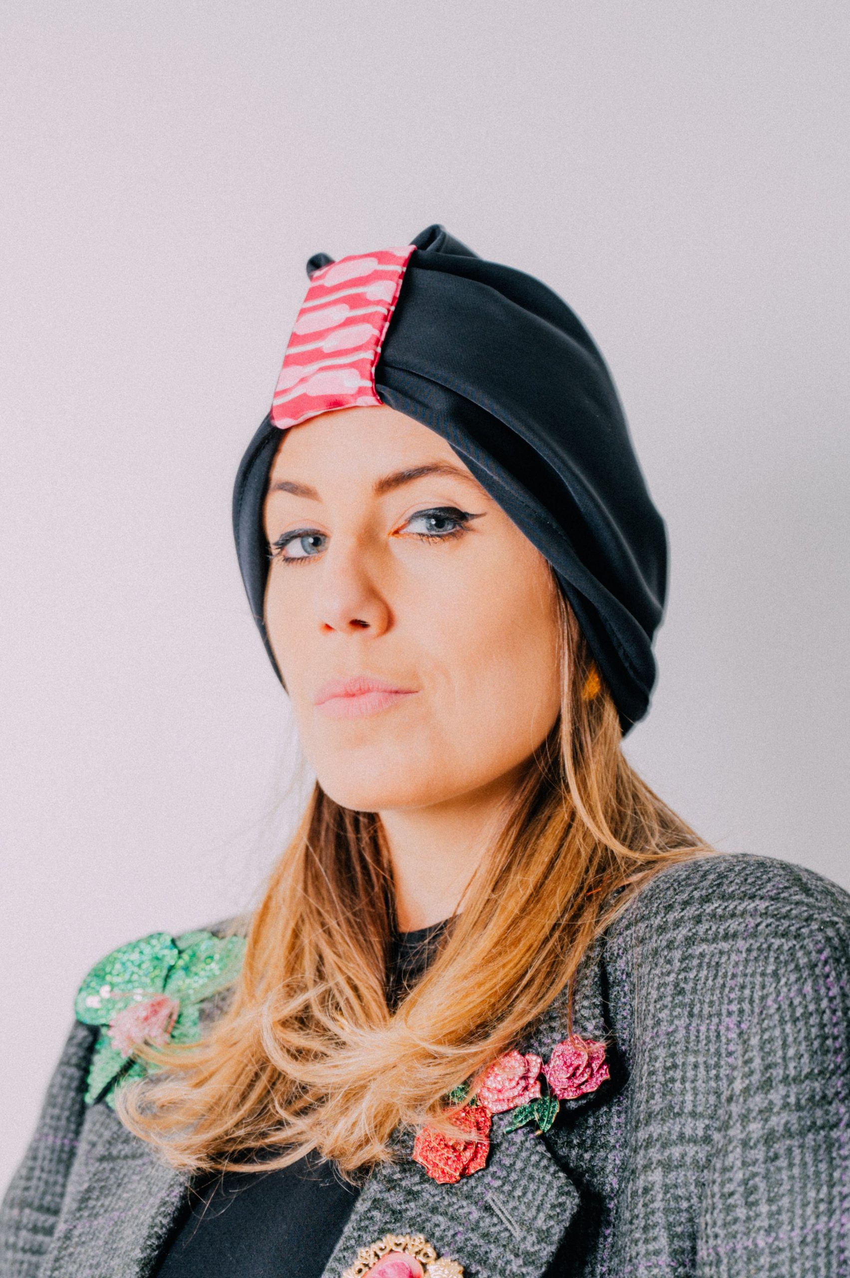 Turbante in satin nero - taglia L