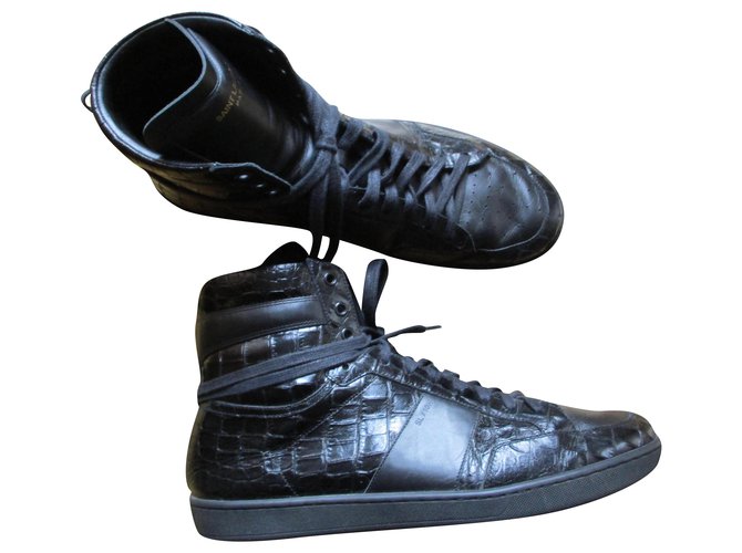 Saint Laurent Sneakers in pelle nera, Pointure 46. Nero