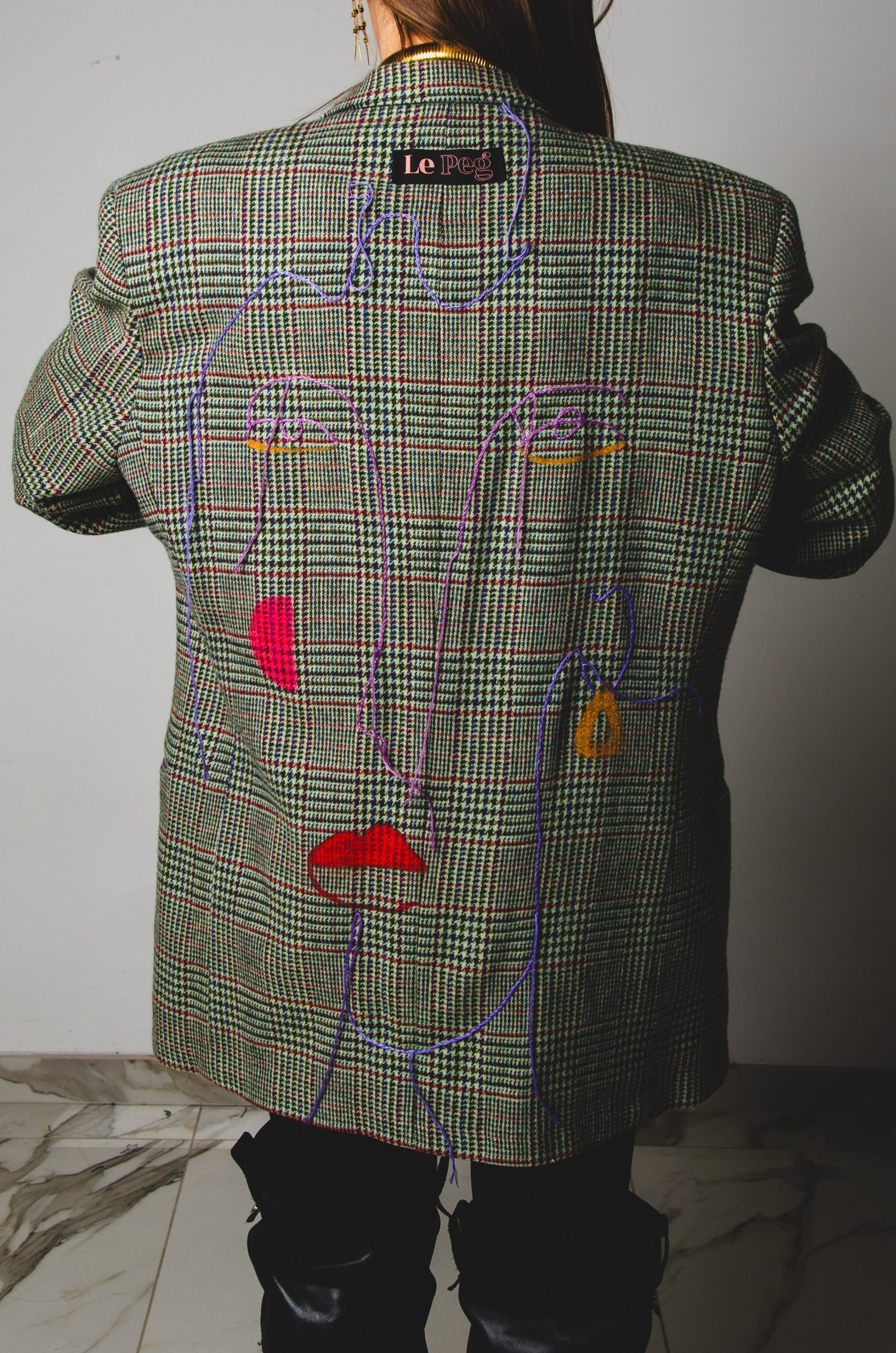 312 Giacca principe di Galles verde in pura lana vergine Tg 52 con illustrazione ricamata a mano