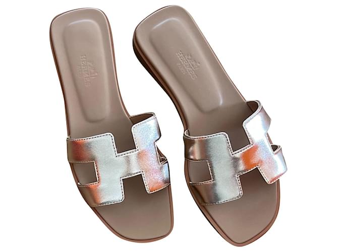 Sandali Hermès Oran Beige D'oro Bronzo