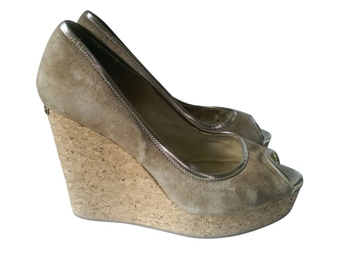 Jimmy Choo Tacchi Beige
