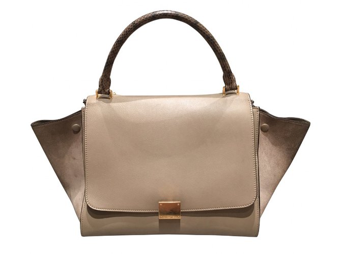 Céline Trapezio Stampa python