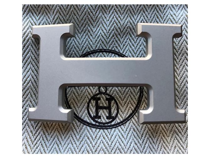 Constance Hermès Modello H 5382 Grigio