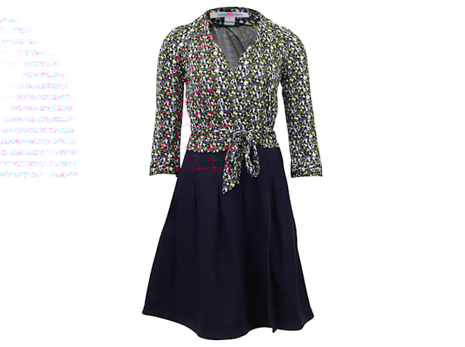 Diane Von Furstenberg Abito a portafoglio con gonna in denim in viscosa multicolor Stampa python