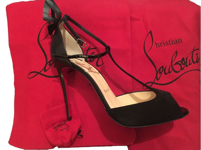 Christian Louboutin Aribak 100 Nero