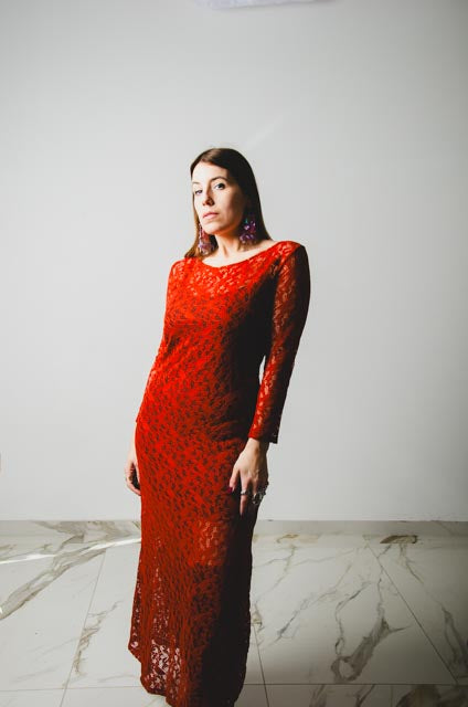 SOFT dress - Vestito con scollo rotondo lungo con maniche lunghe in pizzo elasticizzato color mattone