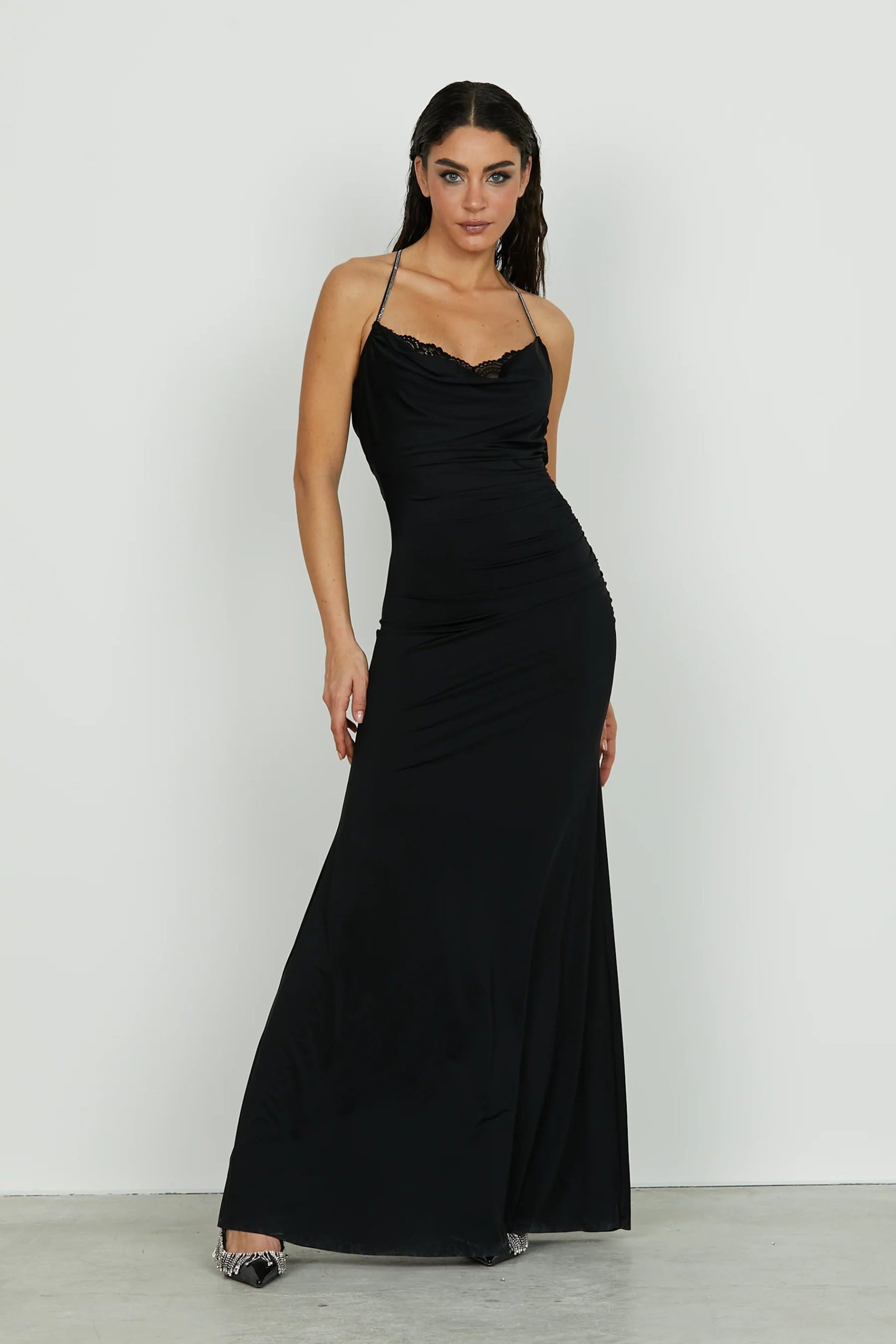 Abito PAMPAS lungo scollo morbido più bretelle strass più pizzo retro RELISH