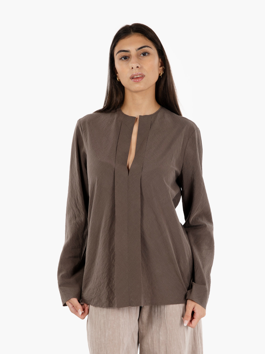 Blusa in seta con volant fumè