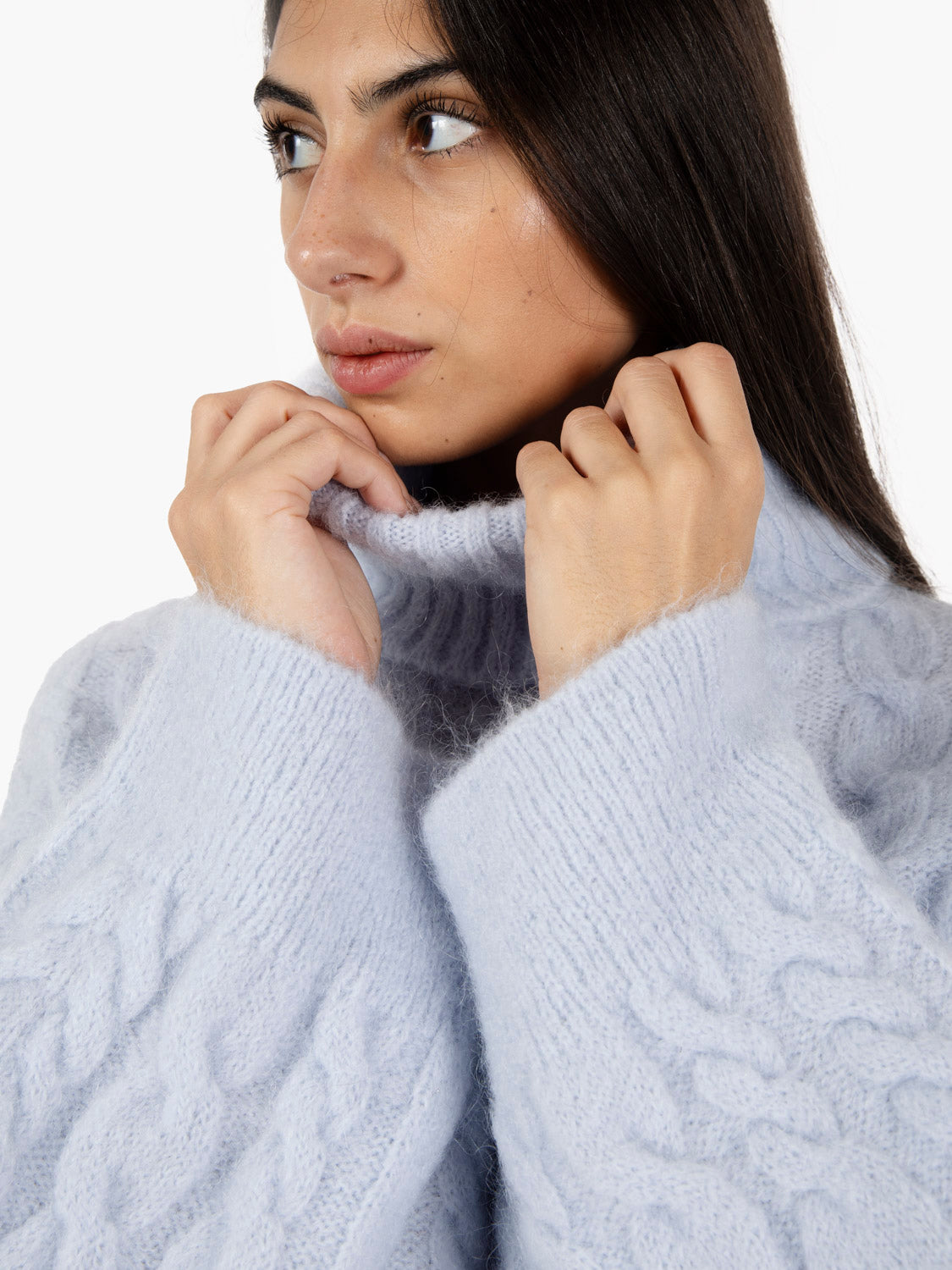 Maglione super mohair collo alto polvere