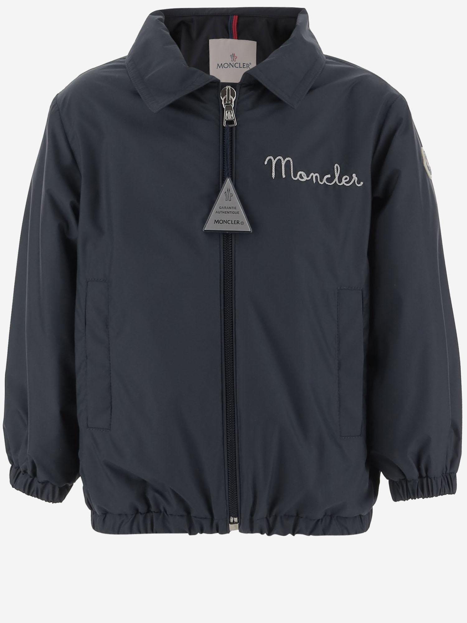 Giacca con cappuccio in nylon