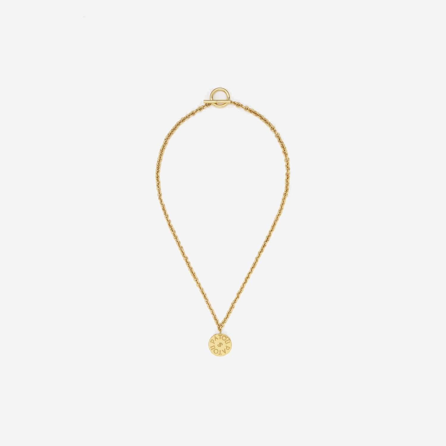 COLLANA IN OTTONE CON CHARM LOGO