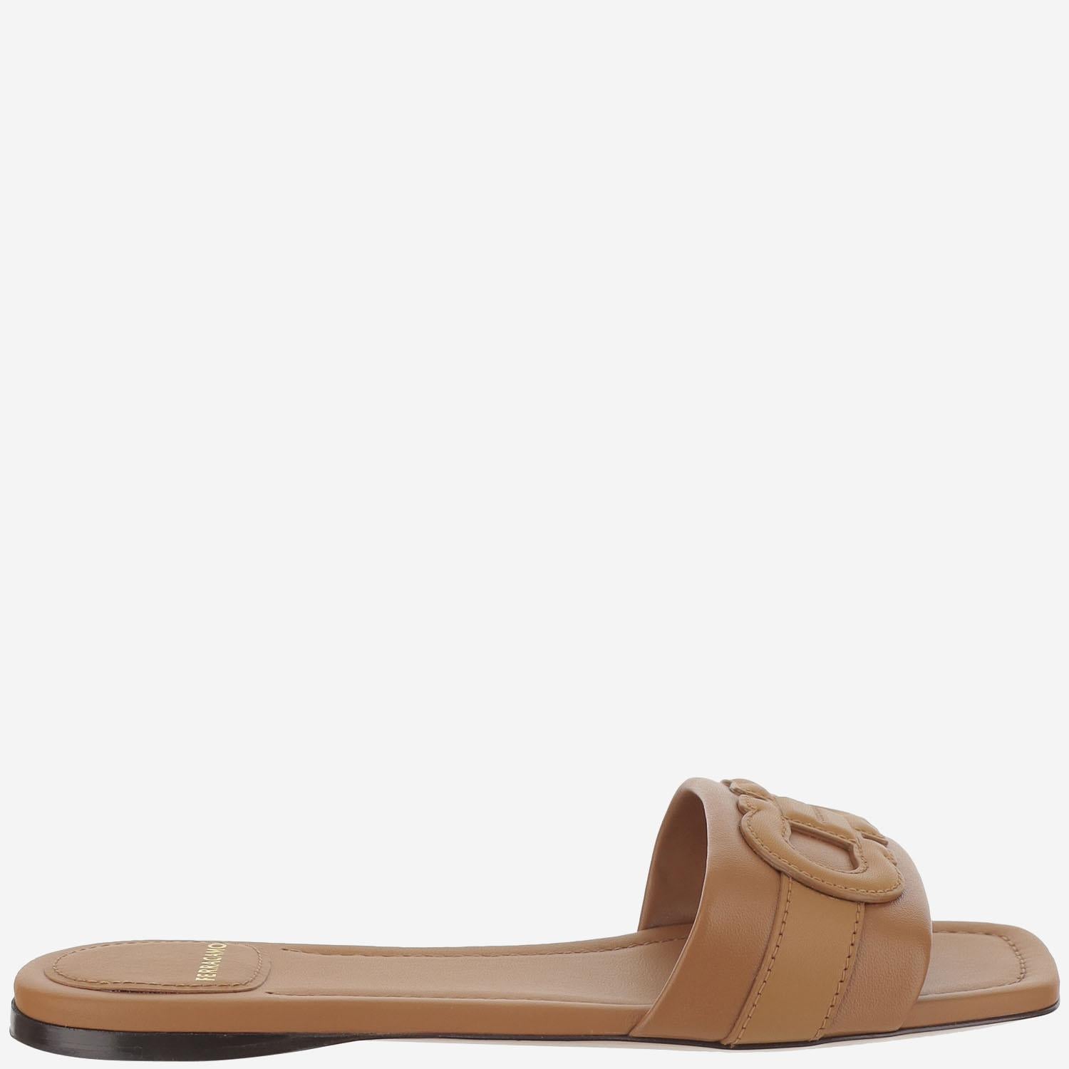 SANDALI FLAT IN PELLE CON LOGO