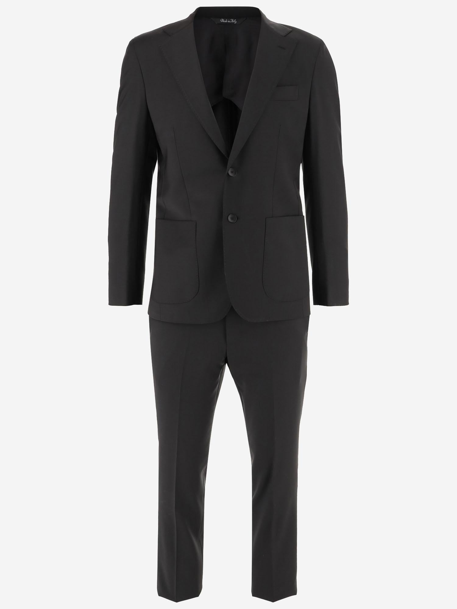 Completo in tela di lana stretch